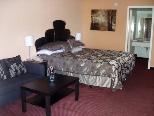 Imagen de la habitación del Hotel Howard Johnson Inn Stockton. Foto 4