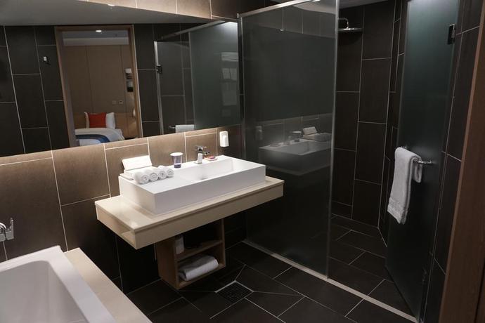 Imagen de los interiores del Hotel Howard Johnson Jeju Seogwipo Harbor. Foto 11
