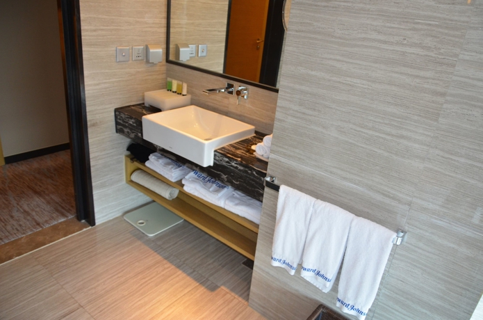 Imagen de la habitación del Hotel Howard Johnson Jinghope Suzhou. Foto 10