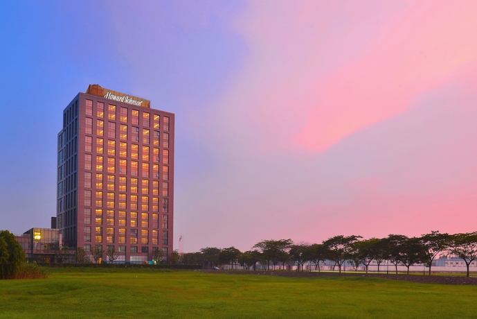 Imagen de los exteriores del Hotel Howard Johnson Jinghope Suzhou. Foto 18