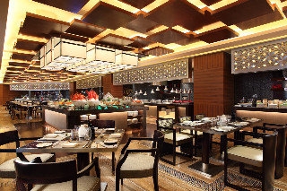 Imagen del bar/restaurante del Hotel Howard Johnson Kaina Plaza Changzhou. Foto 6