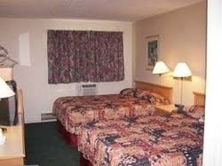 Imagen de la habitación del Hotel Howard Johnson Kelowna. Foto 2