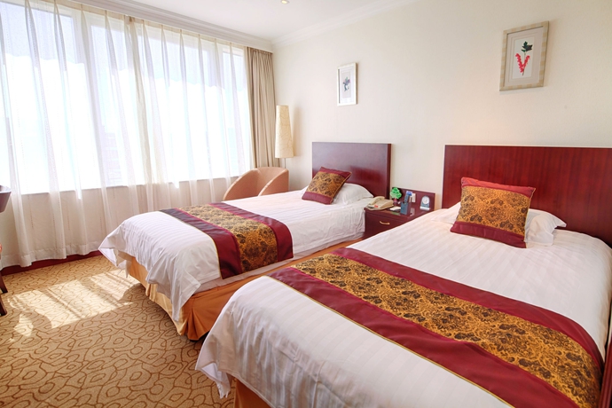 Imagen de la habitación del Hotel Howard Johnson Paragon Beijing. Foto 14