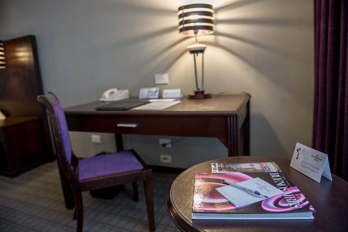 Imagen de la habitación del Hotel Howard Johnson Plaza Buenos Aires Florida Street By Wyndham. Foto 3