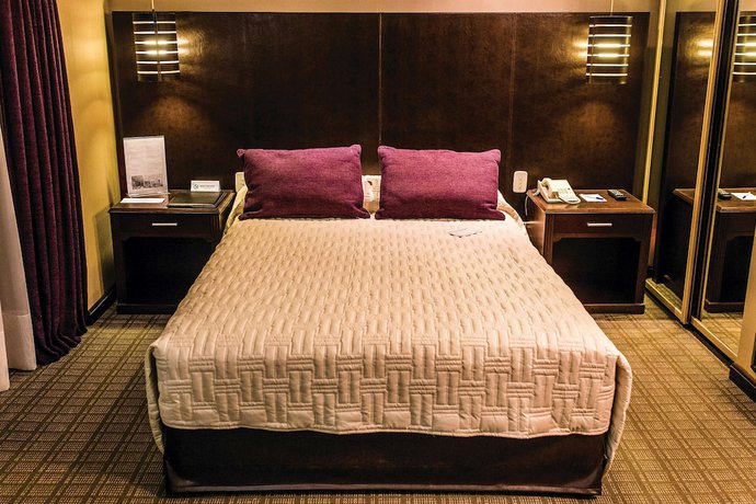 Imagen de la habitación del Hotel Howard Johnson Plaza Buenos Aires Florida Street By Wyndham. Foto 4