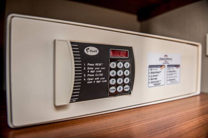 Imagen de la habitación del Hotel Howard Johnson Plaza Buenos Aires Florida Street By Wyndham. Foto 5