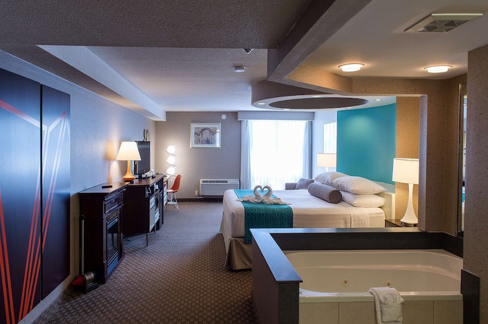 Imagen de la habitación del Hotel Howard Johnson Plaza By Wyndham By The Falls Niagara Falls. Foto 4