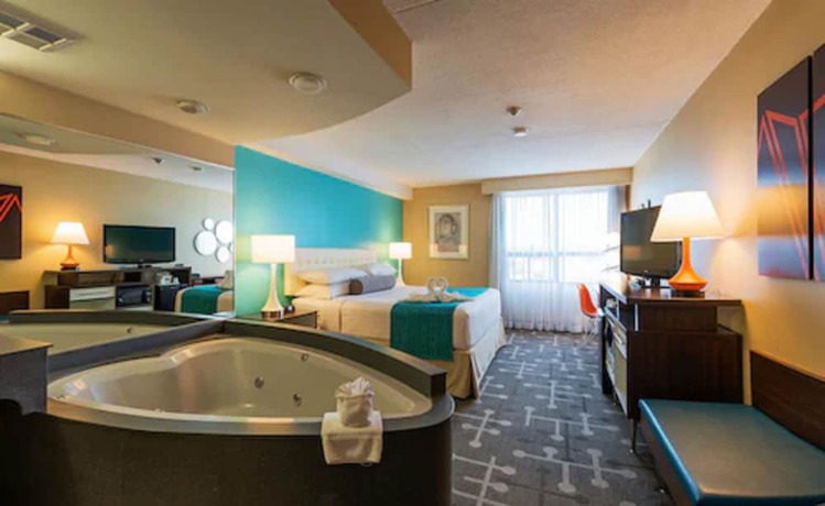 Imagen de la habitación del Hotel Howard Johnson Plaza By Wyndham By The Falls Niagara Falls. Foto 17