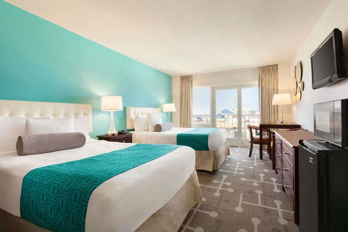 Imagen de la habitación del Hotel Howard Johnson Plaza By Wyndham Ocean City Oceanfront. Foto 6