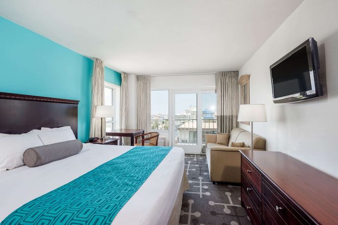 Imagen de la habitación del Hotel Howard Johnson Plaza By Wyndham Ocean City Oceanfront. Foto 10