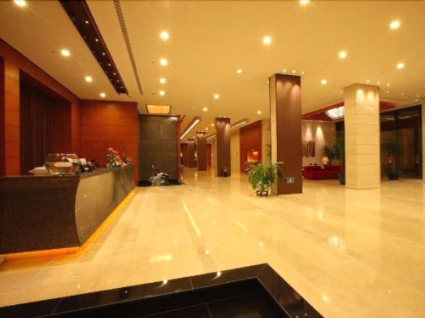 Imagen de los interiores del Hotel Howard Johnson Plaza Lingang Shanghai. Foto 14
