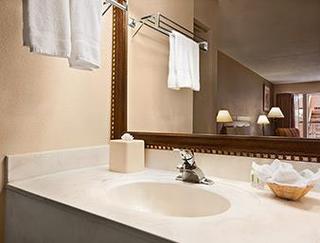 Imagen de la habitación del Hotel Howard Johnson Rio Rancho/Albuquerque North. Foto 13