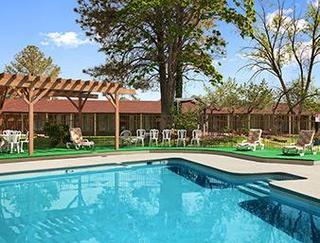 Imagen de la piscina del Hotel Howard Johnson Rio Rancho/Albuquerque North. Foto 16