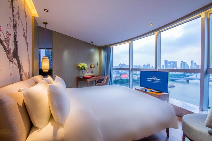 Imagen de la habitación del Hotel Howard Johnson Riverview. Foto 6