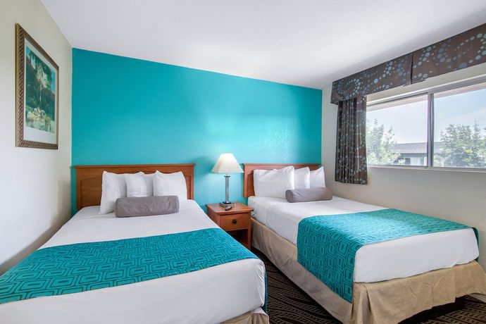 Imagen de la habitación del Hotel Howard Johnson Suites by Wyndham San Diego Chula Vista/BayFt. Foto 9