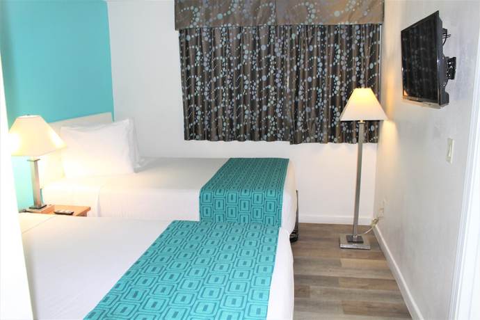 Imagen de la habitación del Hotel Howard Johnson Suites by Wyndham San Diego Chula Vista/BayFt. Foto 10