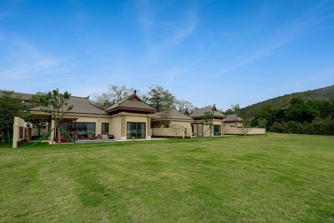 Imagen general del Hotel Howard Johnson The Bund Hotel Gasa. Foto 7