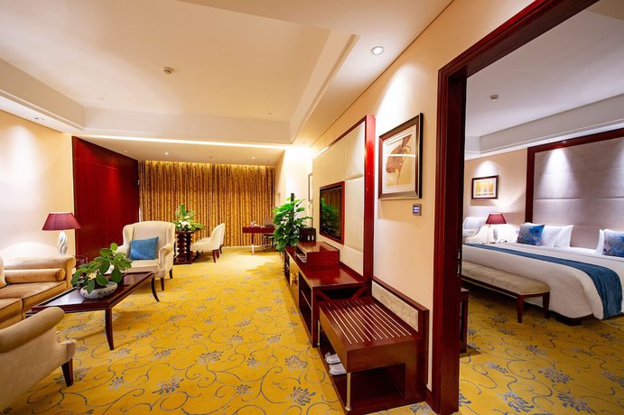 Imagen de la habitación del Hotel Howard Johnson Tropical Garden Plaza Kunming. Foto 8