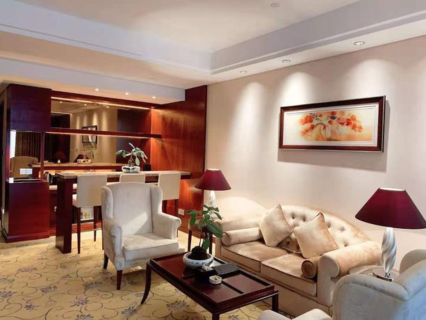 Imagen de la habitación del Hotel Howard Johnson Tropical Garden Plaza Kunming. Foto 12