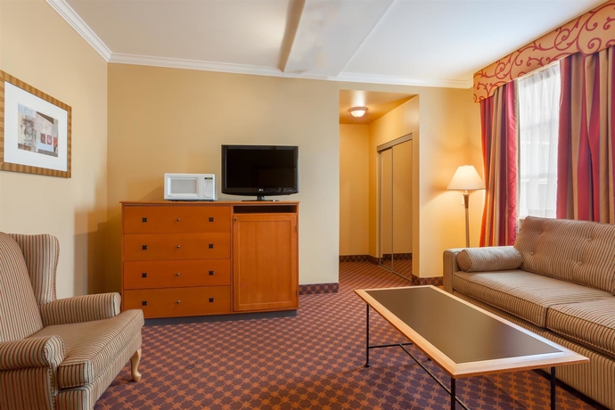 Imagen de la habitación del Hotel Howard Johnson Vancouver. Foto 3