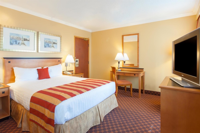 Imagen de la habitación del Hotel Howard Johnson Vancouver. Foto 4