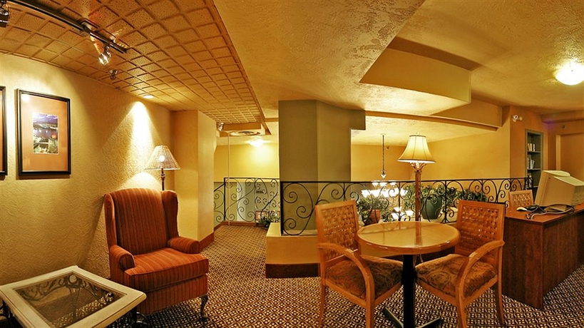 Imagen de los interiores del Hotel Howard Johnson Vancouver. Foto 15