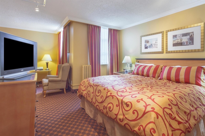 Imagen de la habitación del Hotel Howard Johnson Vancouver. Foto 9