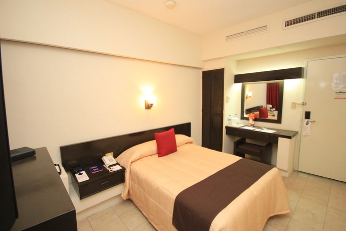 Imagen de la habitación del Hotel Howard Johnson Veracruz. Foto 4