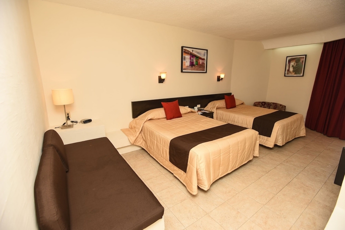 Imagen de la habitación del Hotel Howard Johnson Veracruz. Foto 11