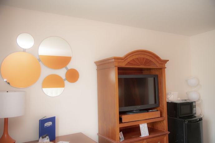 Imagen de la habitación del Hotel Howard Johnson and Suites by Wyndham Allentown/Dorney. Foto 4