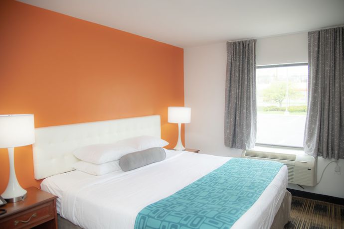 Imagen de la habitación del Hotel Howard Johnson and Suites by Wyndham Allentown/Dorney. Foto 7