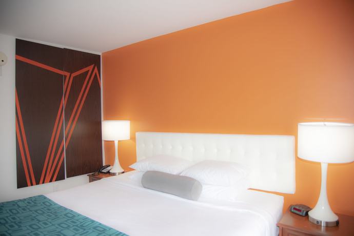 Imagen de la habitación del Hotel Howard Johnson and Suites by Wyndham Allentown/Dorney. Foto 9