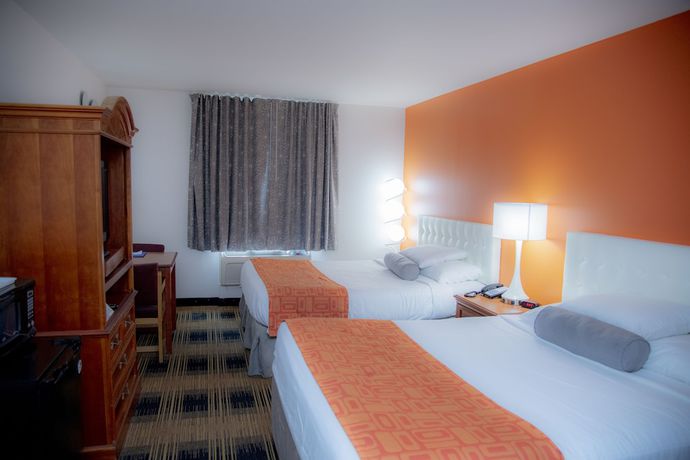 Imagen de la habitación del Hotel Howard Johnson and Suites by Wyndham Allentown/Dorney. Foto 16
