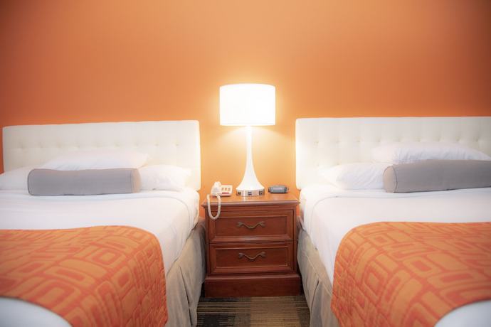 Imagen de la habitación del Hotel Howard Johnson and Suites by Wyndham Allentown/Dorney. Foto 17