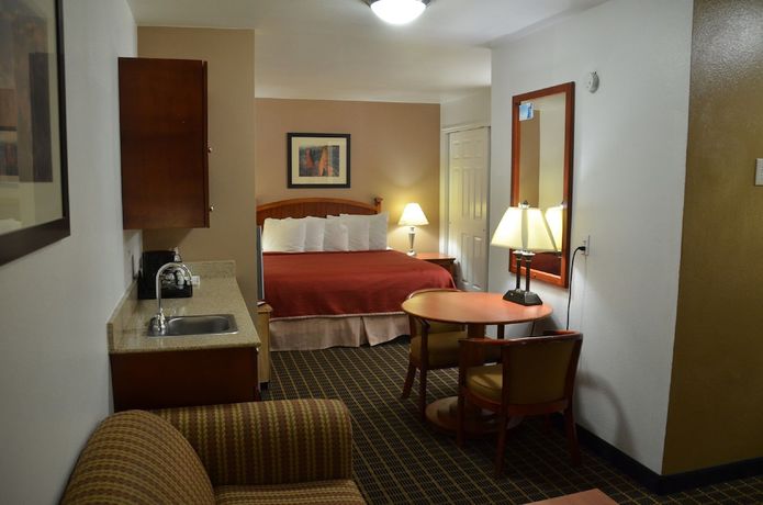 Imagen de la habitación del Hotel Howard Johnson and Suites by Wyndham St. George. Foto 13