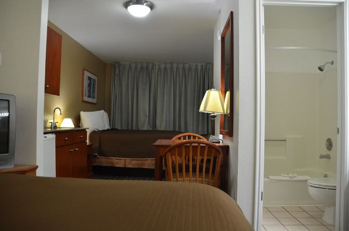 Imagen de la habitación del Hotel Howard Johnson and Suites by Wyndham St. George. Foto 15
