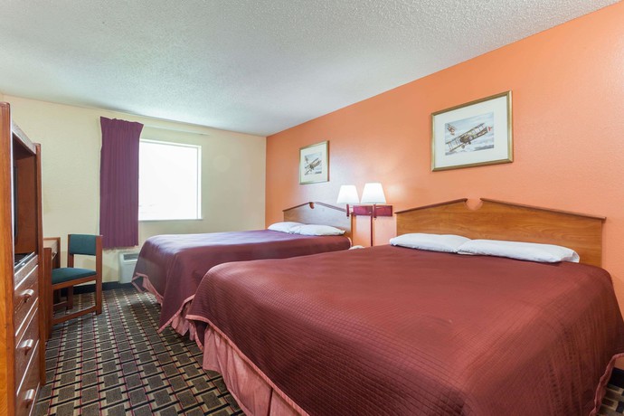 Imagen de la habitación del Hotel Howard Johnson by Wyndham Airport. Foto 6