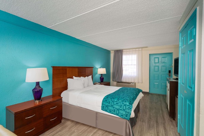 Imagen de la habitación del Hotel Howard Johnson by Wyndham Atlanta College Park. Foto 9