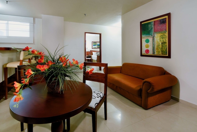 Imagen de la habitación del Hotel Howard Johnson by Wyndham Barranquilla Versalles. Foto 16
