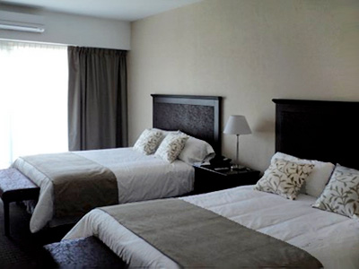 Imagen de la habitación del Hotel Howard Johnson by Wyndham Carilo Convention Center. Foto 16