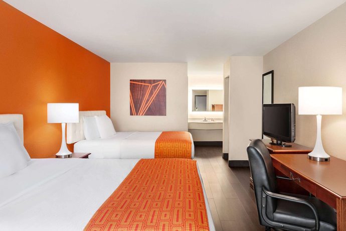 Imagen de la habitación del Hotel Howard Johnson by Wyndham Chattanooga Lookout Mountain I-24. Foto 15