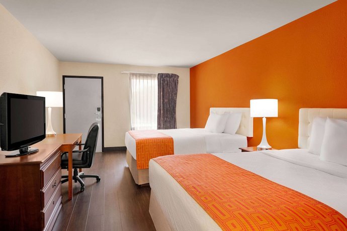 Imagen de la habitación del Hotel Howard Johnson by Wyndham Chattanooga Lookout Mountain I-24. Foto 16