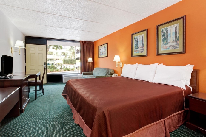 Imagen de la habitación del Hotel Howard Johnson by Wyndham Clearwater/Dunedin. Foto 7