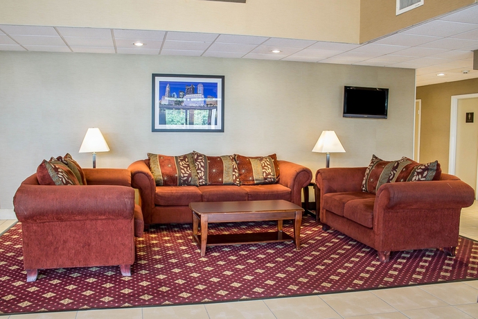 Imagen de los interiores del Hotel Howard Johnson by Wyndham Columbus State Fairgrounds I-71. Foto 12
