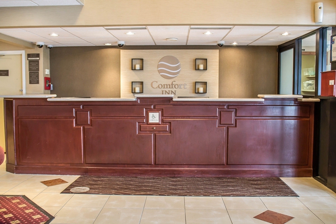 Imagen de los interiores del Hotel Howard Johnson by Wyndham Columbus State Fairgrounds I-71. Foto 13