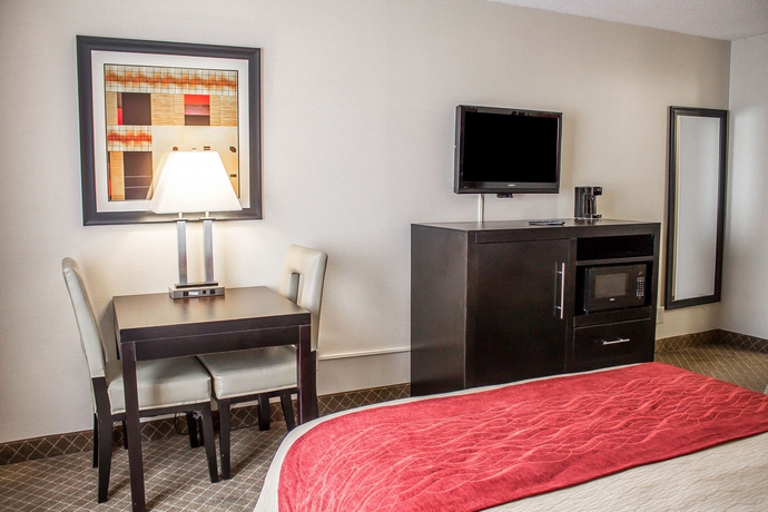 Imagen de la habitación del Hotel Howard Johnson by Wyndham Columbus State Fairgrounds I-71. Foto 10