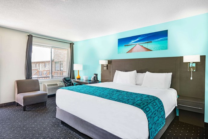 Imagen de la habitación del Hotel Howard Johnson by Wyndham Gananoque. Foto 17