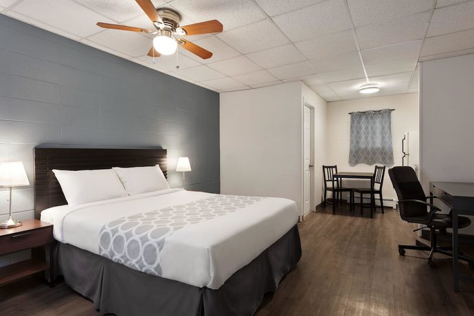 Imagen de la habitación del Hotel Howard Johnson by Wyndham Grande Prairie. Foto 15