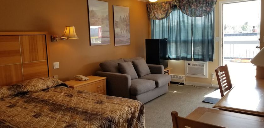 Imagen de la habitación del Hotel Howard Johnson by Wyndham Hinton. Foto 12