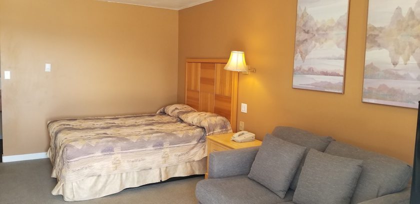 Imagen de la habitación del Hotel Howard Johnson by Wyndham Hinton. Foto 14